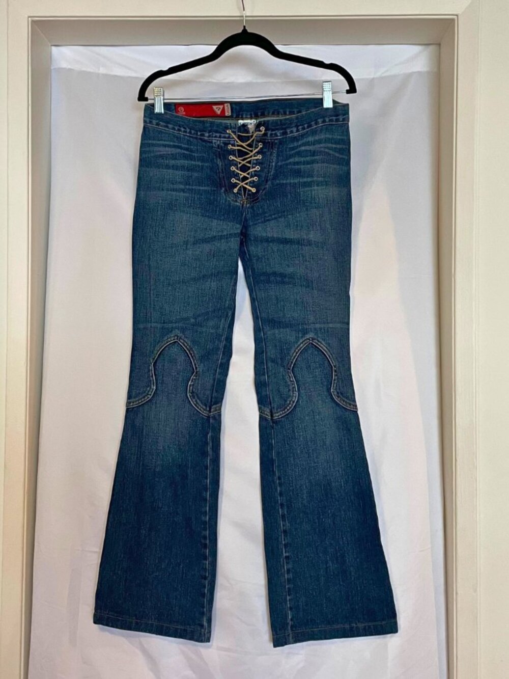 Vintage Guess Lace-Up Flare Jeans – Size 27